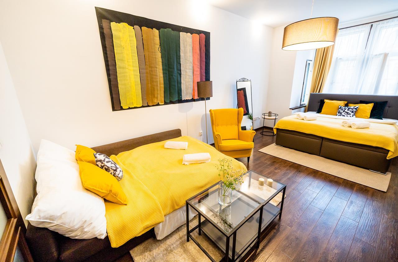 Unique Central Square Business Apt. Hradec Králové Dış mekan fotoğraf